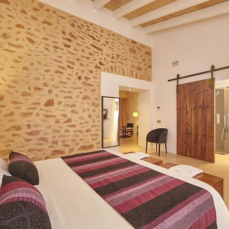 Bennoc Petit Hotel - Only Adults リュックマヨール エクステリア 写真